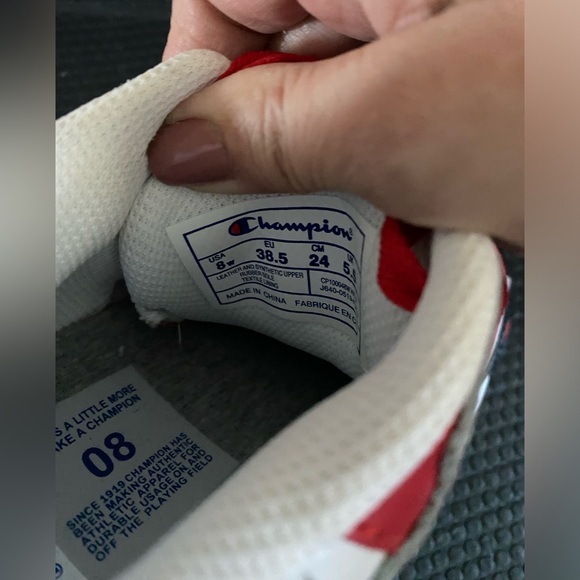 NWOT Champion Red and White Leather Shoes - Picture 4 of 6